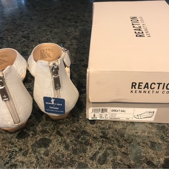 Kenneth Cole Sandals New - Picture 5 of 5